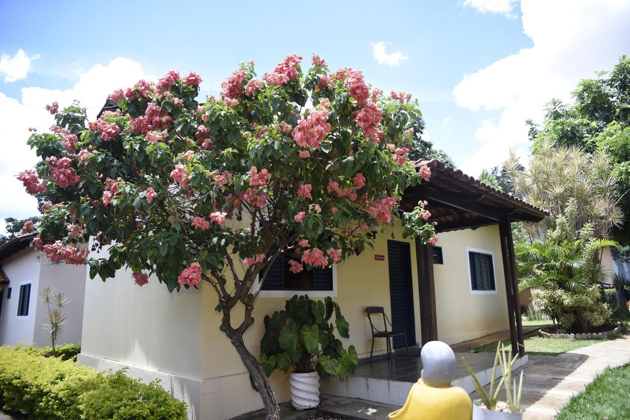 Rosa Spa E Pousada Aparecida de Goiânia Exterior photo