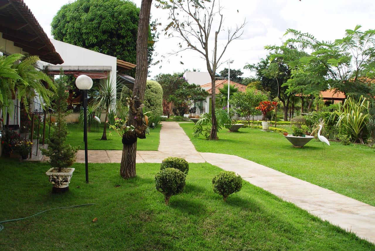 Rosa Spa E Pousada Aparecida de Goiânia Exterior photo